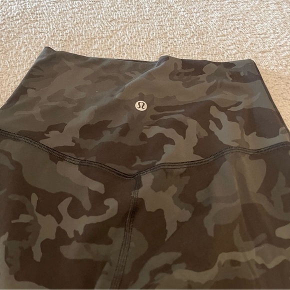 Lululemon Align Pant *Full Length 28" Incognito Camo Multi Gator Green SoulCycle - Picture 2 of 6